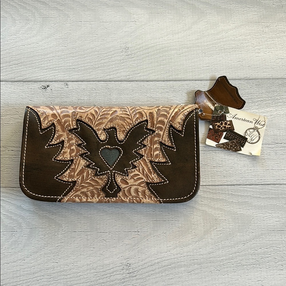 NWT American West Eagle Heart Brown Leather Tri-Fold Wallet‎